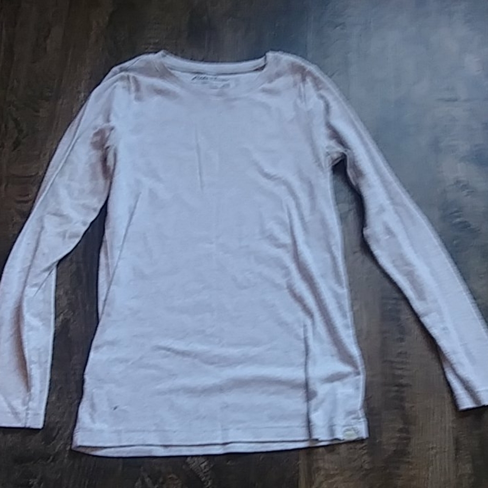 Gray shirt